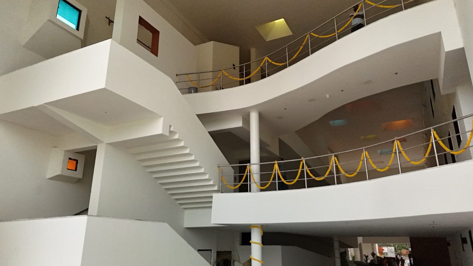 Ravindra Bhavan, Baina